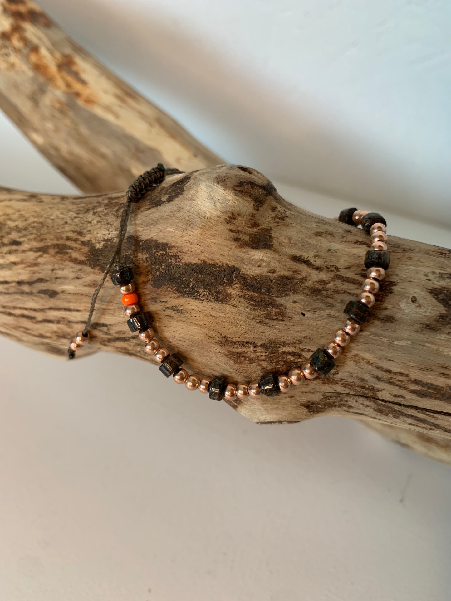 Bracelet en bronzite – Femme – Réglable – Fait main