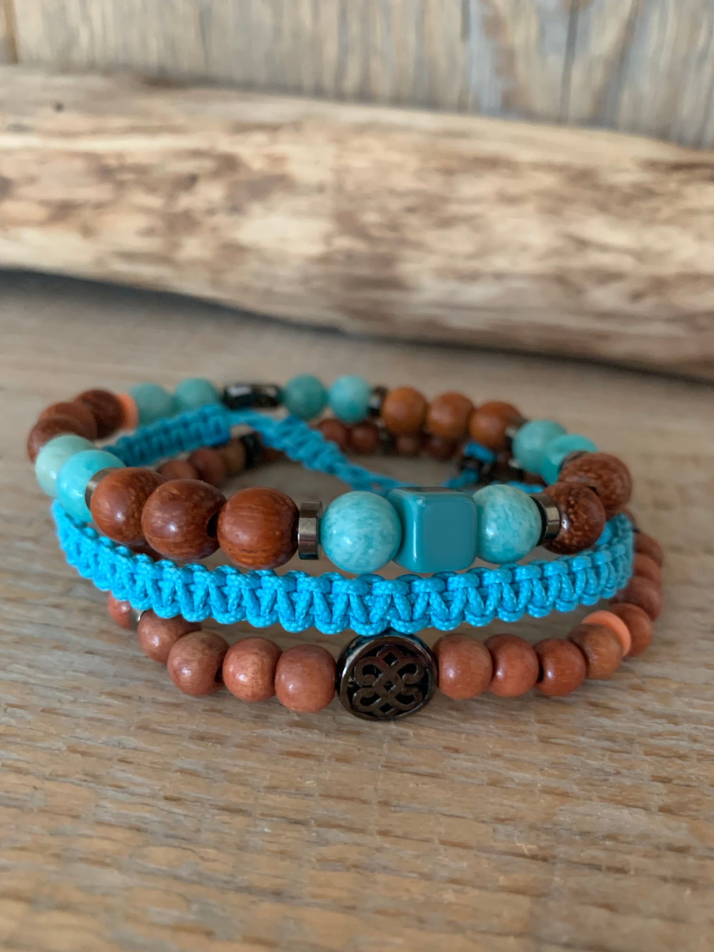 OZE by Virginie - Bracelet homme en amazonite – Fait main – Élastique – 3 tailles - Bracelet macramé - Bracelet en bois