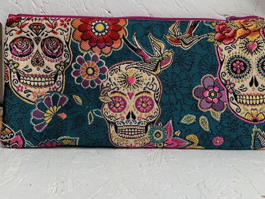 Trousse tête de mort