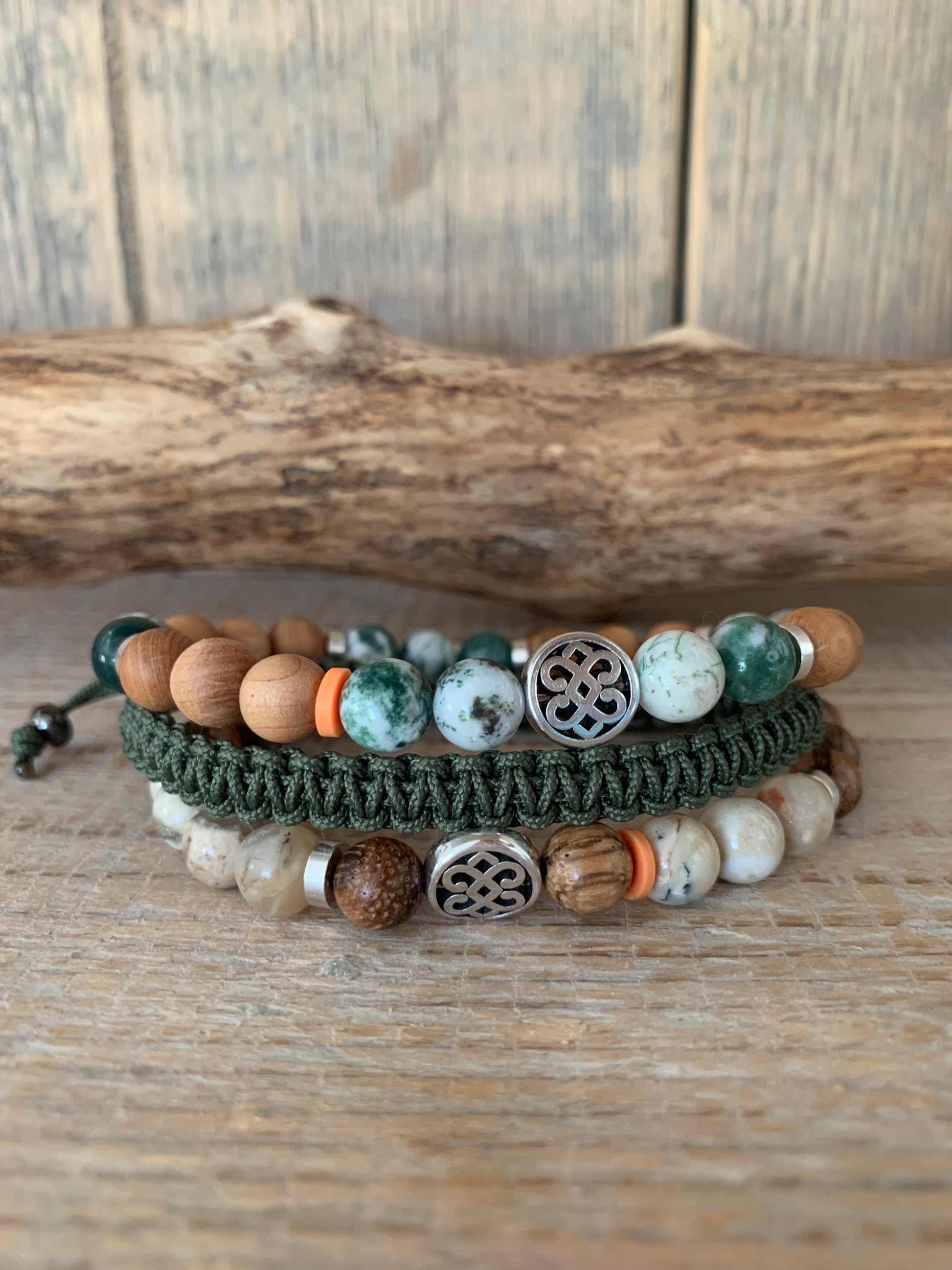 OZE by Virginie - Bracelet homme en agate Tree fait main en Belgique – Nature, croissance, équilibre – 3 tailles - Bracelet macramé - Bracelet Opale beige
