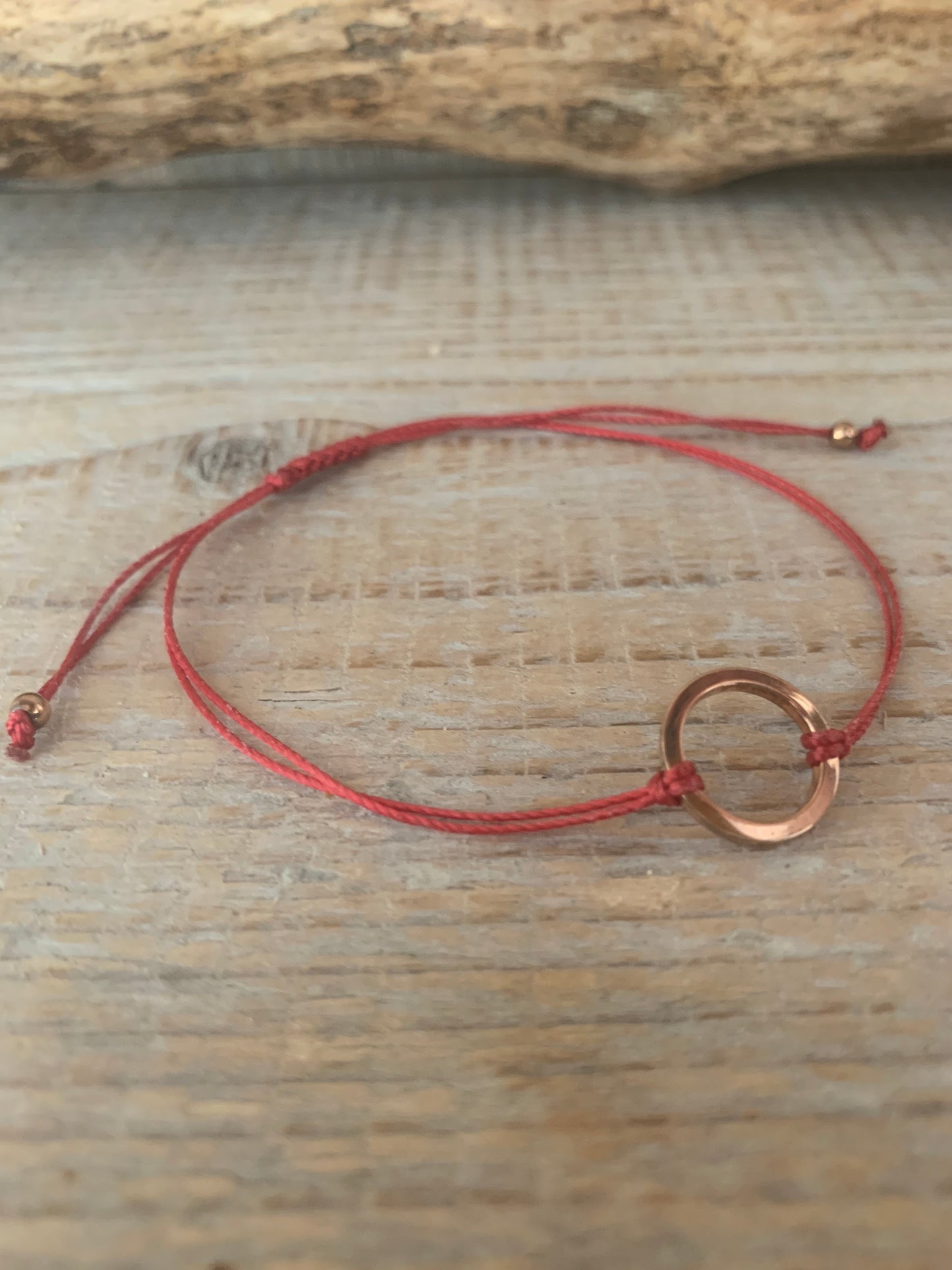 Bracelet cercle argent – Réglable – Fait main – Cordon coloré