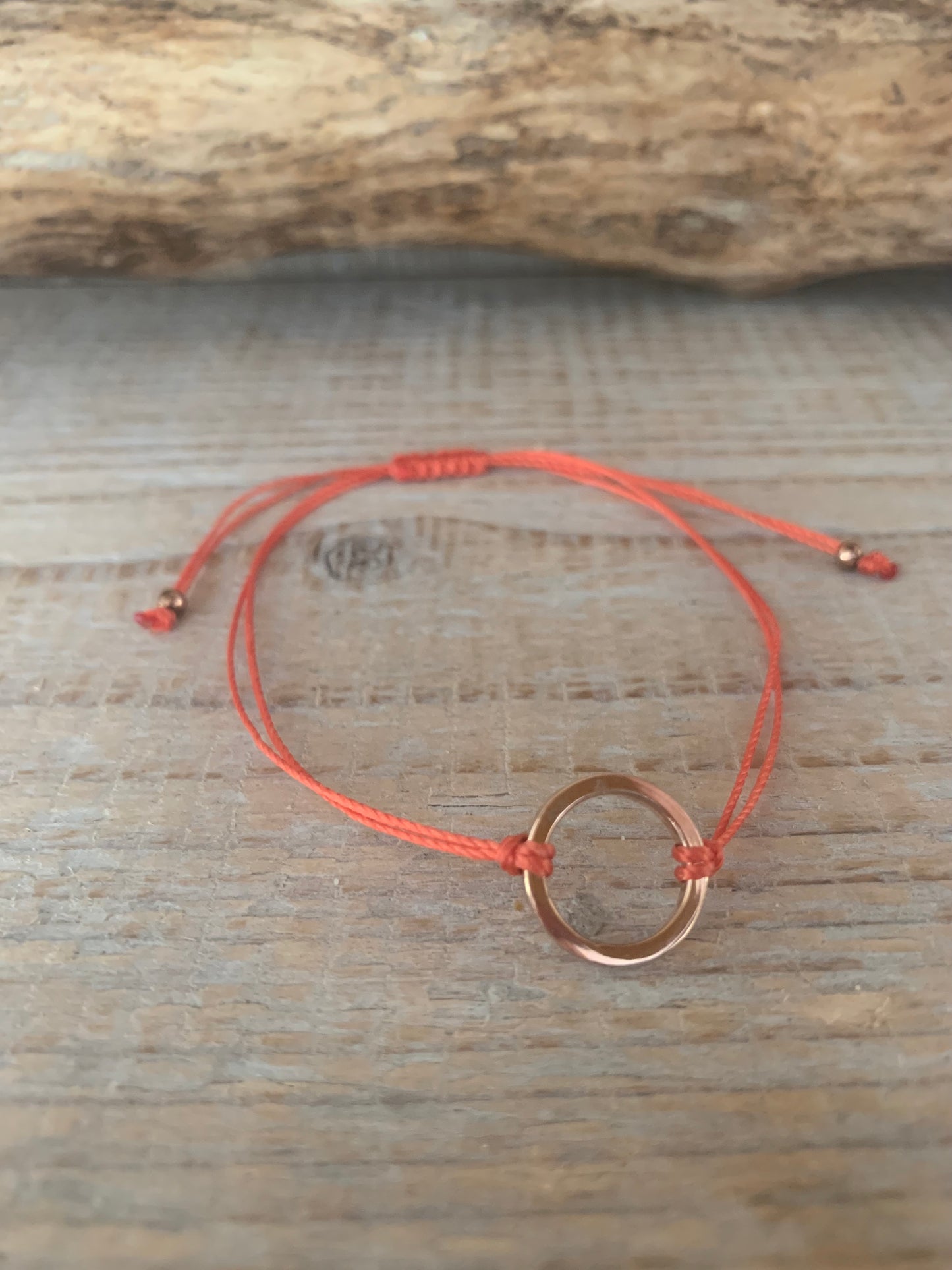 Bracelet cercle argent – Réglable – Fait main – Cordon coloré