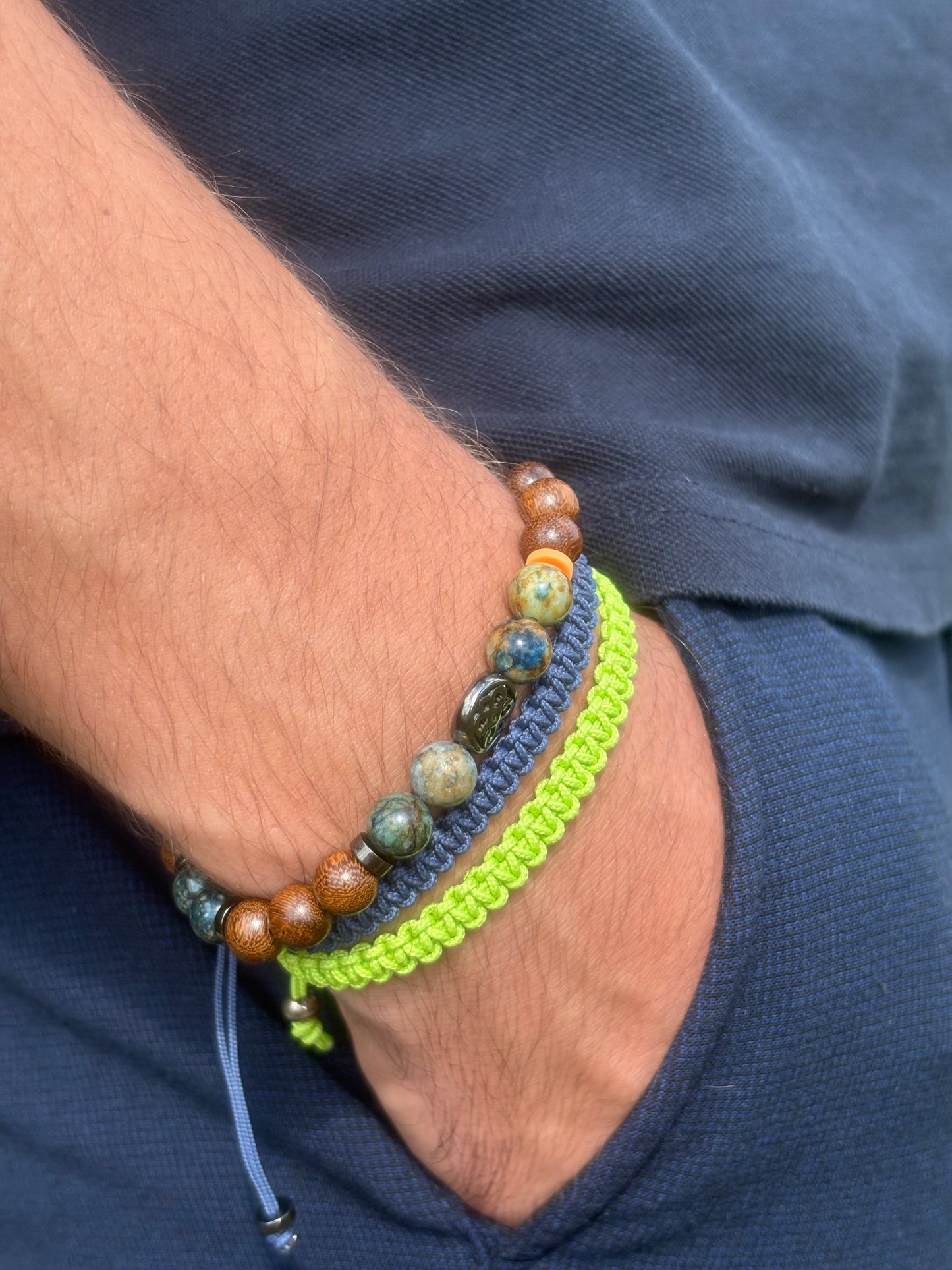 bracelet homme azurite porté poignet bracelet macramé