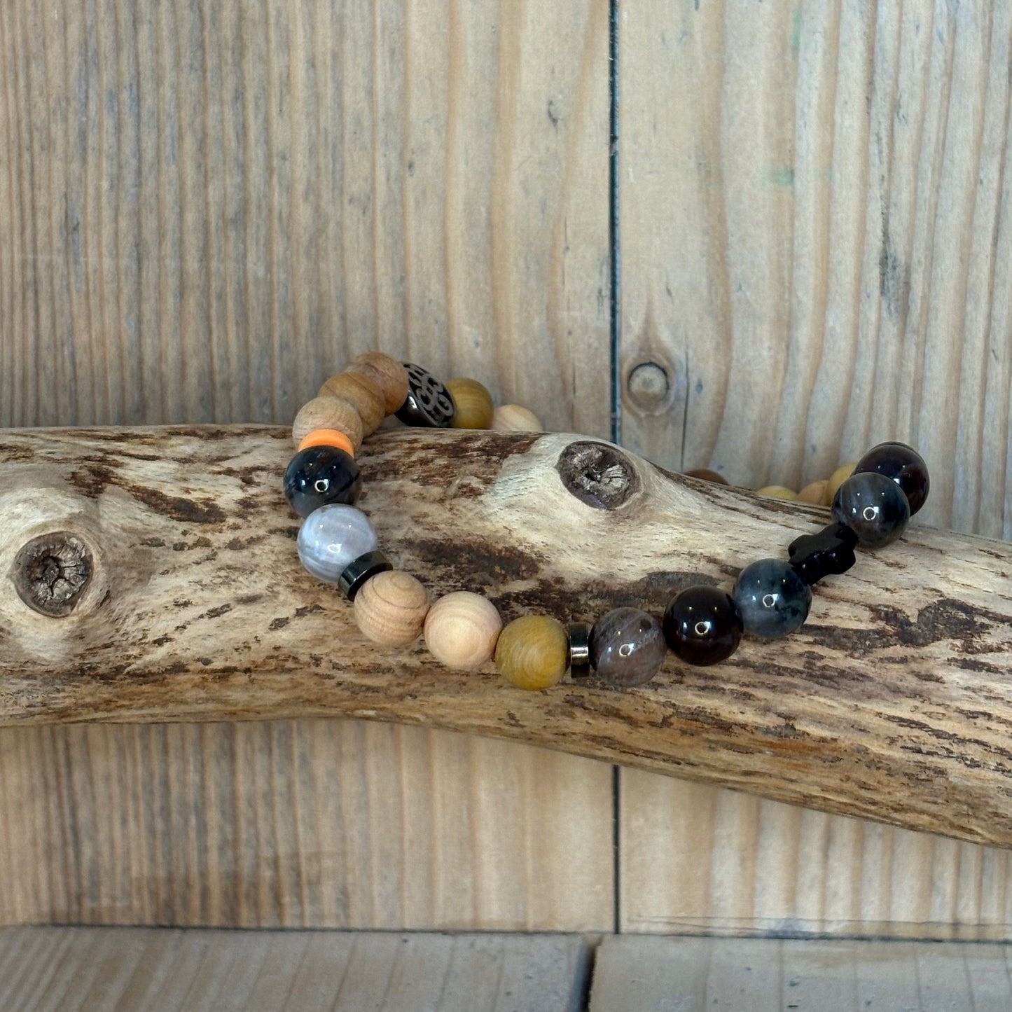 bracelet homme bois pétrifié perles naturelles