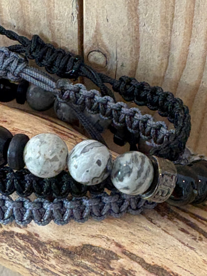 détail jaspe Picasso onyx bracelet homme artisanal macramé

