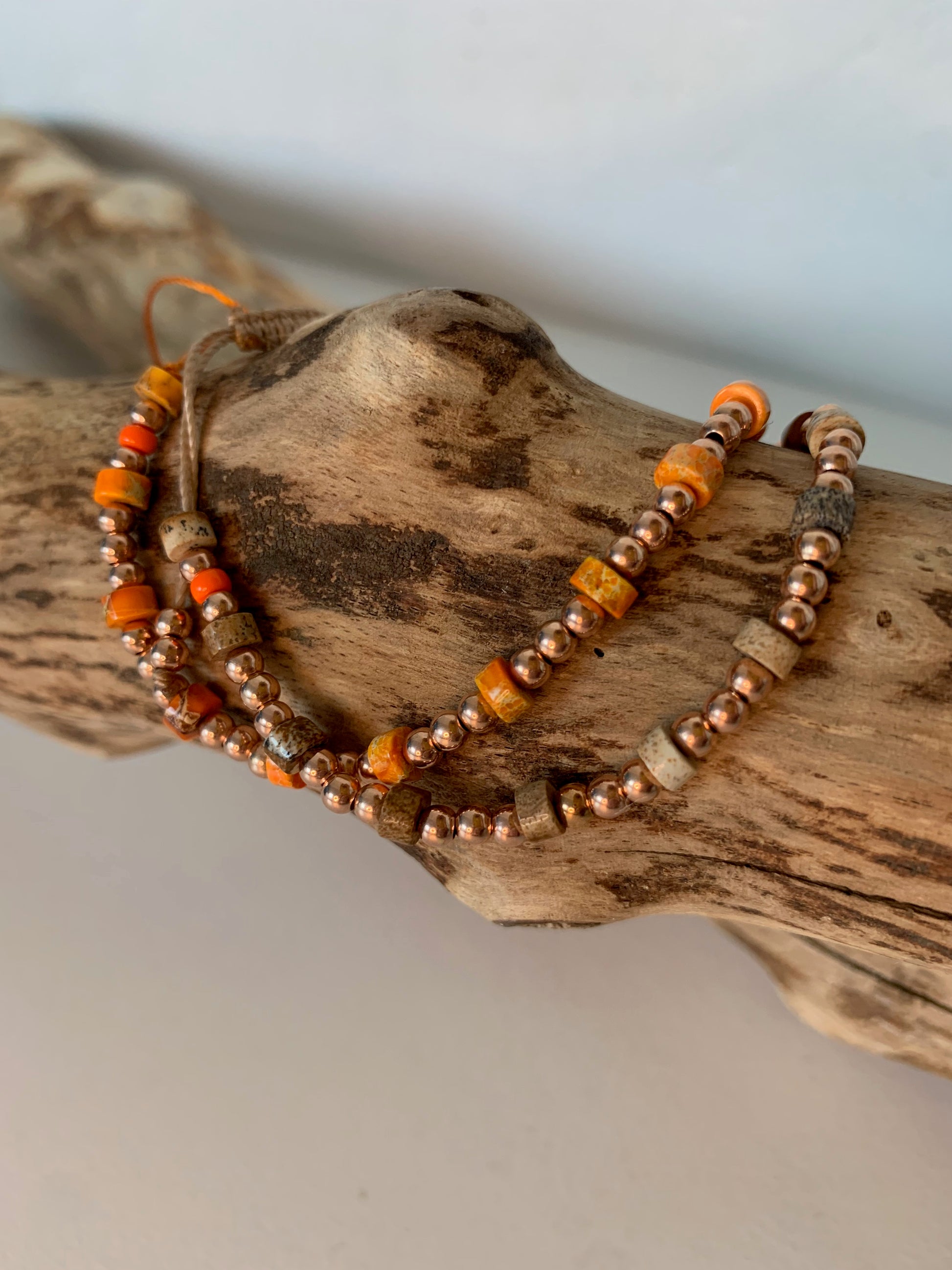 Bracelet jaspe paysage sur bois naturel