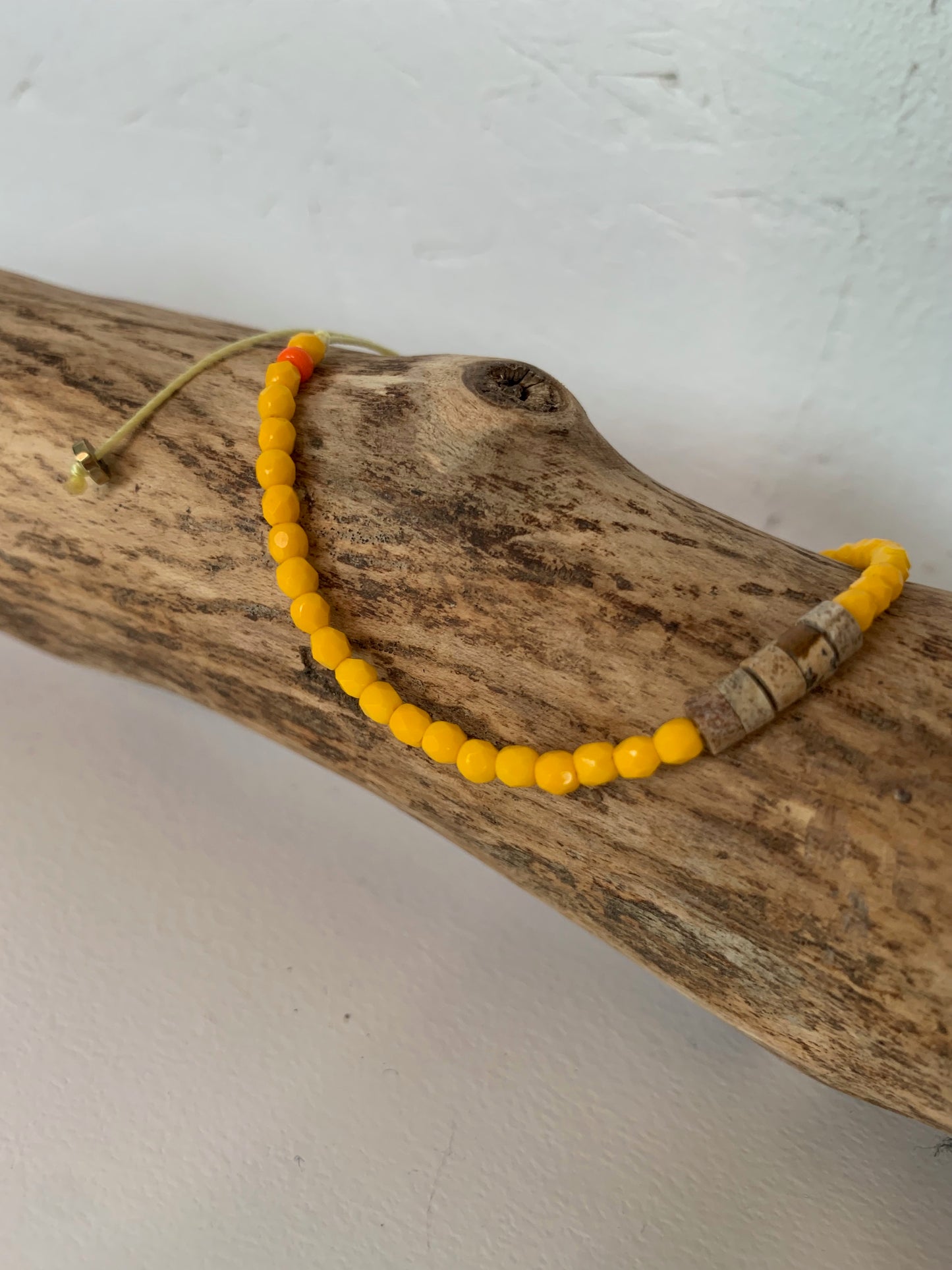 Bracelet jaspe paysage motifs naturels pierre d’ancrage